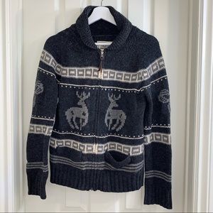 TNA L gray cabin zip cardigan